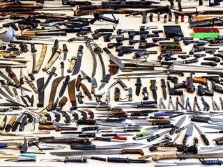 Jongeren kunnen vanaf vandaag anoniem en zonder gevolgen hun mes inleveren