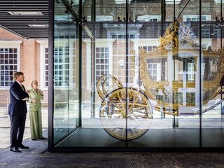 Koning gaat Gouden Koets voorlopig niet gebruiken