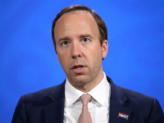 Bitse gezondheidsminister treedt af na affaire met adviseur