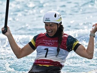 Australische kajakster wint medaille na reparatie met condoom