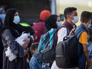 Airbnb gaat wereldwijd 20.000 Afghaanse vluchtelingen opvangen