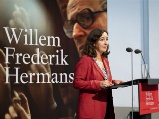 Halsema: Amsterdam gaat niet actief handhaven op coronaregels en coronapas