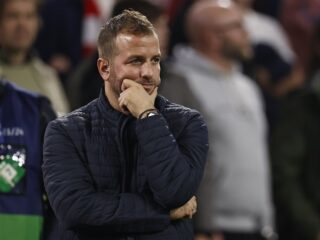 Rafael van der Vaart maakt grap na sneer richting Cristiano Ronaldo: "Heb inmiddels een dickpic van hem ontvangen"