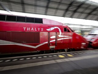 Reizigers zitten uren vast in bloedhete Thalys zonder airco
