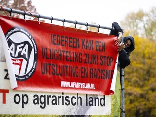 VluchtelingenWerk sleept kabinet voor de rechter als asielopvang niet verbetert