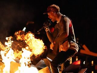 Astroworld-beveiligers klagen Travis Scott aan, omdat ze lijk moesten wegdragen