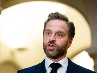 'Vanaf zondag geldt avondlockdown, mondkapjesplicht op scholen vanaf groep zes'