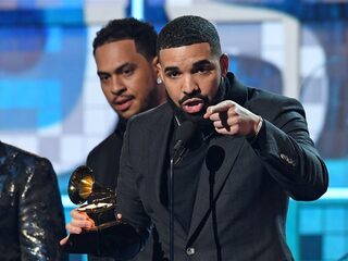 Drake pakt grapjas op Instagram aan, volgt zijn vrouw en stuurt haar dm