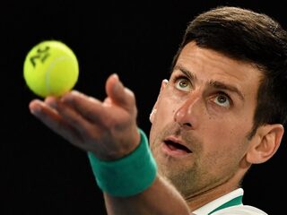 Toptennisser Djokovic wil met rechtszaak voorkomen dat hij Australië moet verlaten