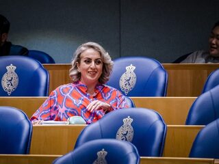Volt zet Nilüfer Gündogan uit Kamerfractie na meldingen ongewenst gedrag