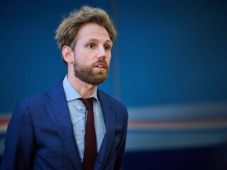 Onderwijsminister Wiersma introduceert nieuwe aanpak tegen pesten