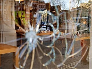 Heropening Apple Store Amsterdam opnieuw uitgesteld na gijzeling