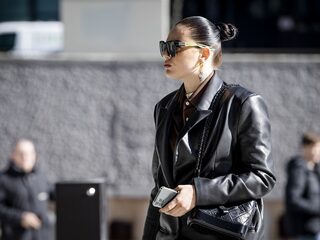 Rechter doet op 16 maart uitspraak in rechtszaak Famke Louise tegen Roddelpraat