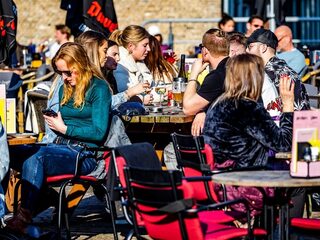 FNV wil meldpunt voor seksueel grensoverschrijdend gedrag in de horeca