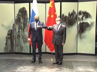 China veroordeelt westerse sancties tegen Rusland om invasie Oekraïne