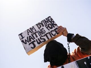 48-jarige Algerijn na 20 jaar vrijgelaten uit Guantánamo Bay