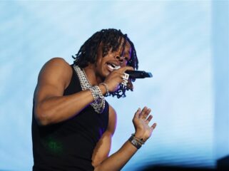 Lil Baby wint 1 miljoen dollar in casino, geeft al zijn vrienden 10.000 dollar