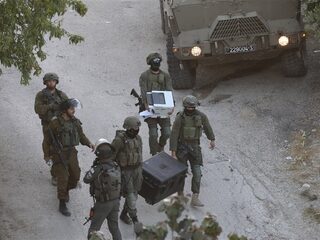 Journaliste van Al Jazeera doodgeschoten tijdens verslag over Israëlische inval