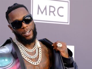 Burna Boy geeft organisatie schuld van afgelaste show: "Ik werk nooit meer met ze"