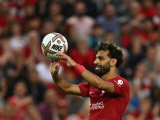 Liverpool-speler Mohamed Salah doneert 154.000 euro aan slachtoffers van brand in Egyptische kerk