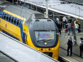 NS en vakbonden bereiken voorlopig cao-akkoord: verdere stakingen van de baan