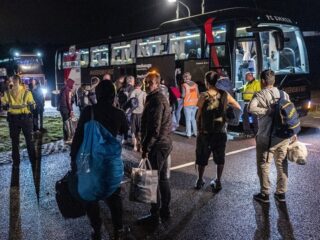 Zeker 400 mensen geëvacueerd uit Ter Apel na noodkreet inspectie