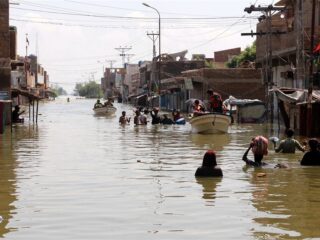 Dodental door overstromingen Pakistan opgelopen tot ruim 1500, meer regen verwacht