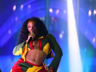 Manager SZA vindt het ''respectloos'' dat de zangeres niet was genomineerd in categorie Artist of the Year