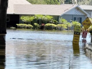 Dodental orkaan Ian loopt op, miljoenen mensen zonder stroom