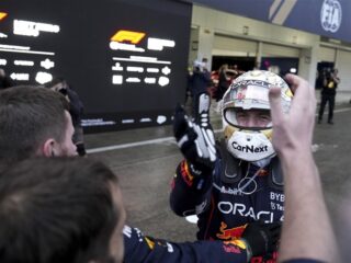 Max Verstappen voor de tweede keer wereldkampioen na verwarring over puntentelling
