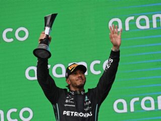 Lewis Hamilton is nog lang niet van plan om te stoppen met racen