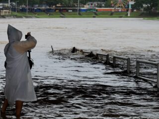 Tientallen doden door overstromingen en aardverschuivingen in de Filipijnen