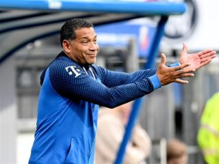 Henk Fraser weg bij FC Utrecht nadat hij speler bij de keel greep