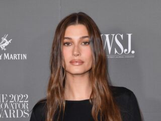 Hailey Bieber komt met eigen kookshow