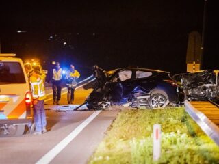 Drie doden door ernstig verkeersongeval na politieachtervolging bij Kampen