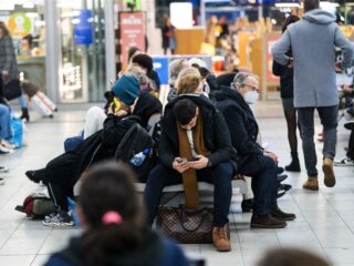 Jongen (14) mishandeld en achtervolgd vanaf Utrecht Centraal tot aan Breukelen