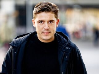 Lil Kleine in auto gespot met Yade Lauren: "Hebben het gezellig"