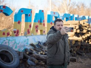 Oekraïense president Zelensky door 'TIME' uitgeroepen tot Persoon van het Jaar