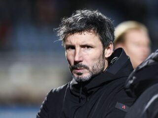 Man deed overval op Van Bommel om profcontract af te dwingen