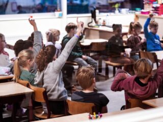 LAKS presenteert inclusieve taalgids: geen 'goedemorgen jongens en meisjes' meer
