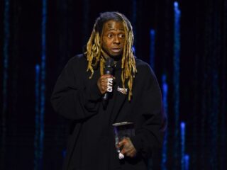 'Misvormde' wassen beeld van Lil Wayne gaat viraal: "Sorry, maar dit ben ik niet"