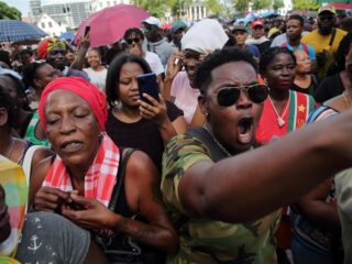 Sephia en Kevin over de situatie in Suriname: "Het is hier heel erg moeilijk"