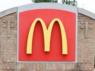 Boycot resulteert in verkoopafname bij McDonald's, aandelen dalen