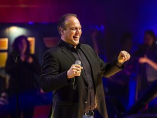 Frans Bauer daagt Rico Verhoeven uit: "Eye of the tiger Rico"