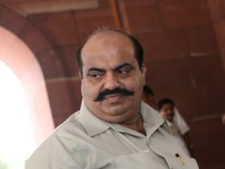 Indiase oud-politicus doodgeschoten op live televisie