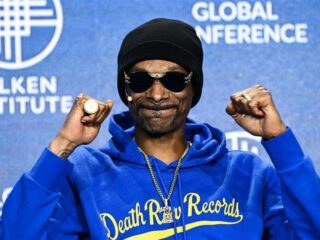 Snoop Dogg doneert $10.000 om 93-jarige vrouw te helpen huis te behouden