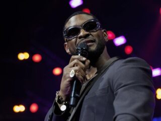 Usher reageert op geruchten dat hij nanny van Beyoncé was: "Nanny? Je bedoelt manny"