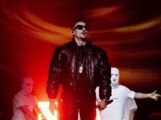 Boef is eerste Nederlandse artiest met 100 platina en gouden platen