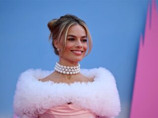 Margot Robbie tientallen miljoenen rijker dankzij succes van 'Barbie'