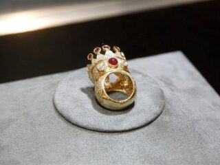 Ring van 2Pac geveild voor een miljoen dollar